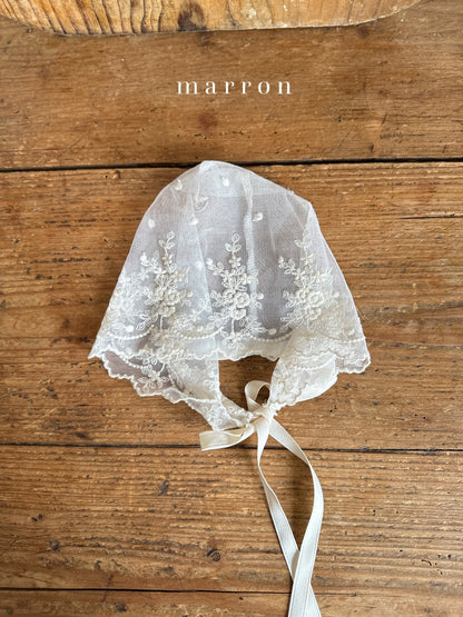 [Marron] Cream Lace Bonnet