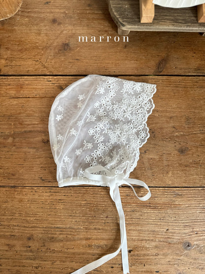 [Marron] White Lace Bonnet