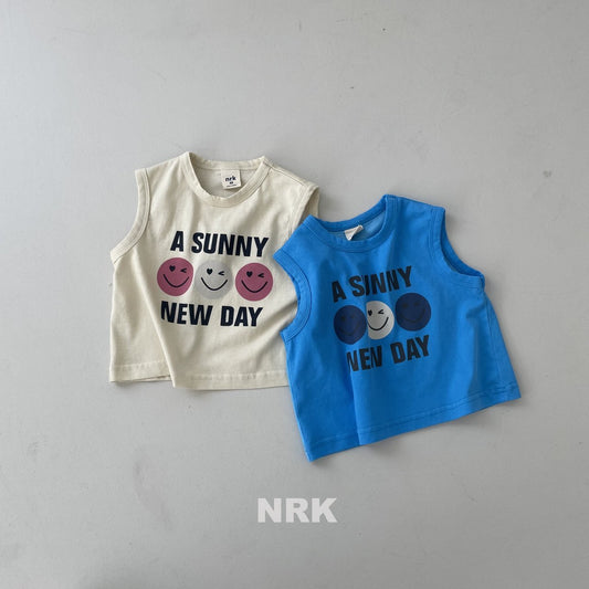 [NRK] Smile Sleeveless T-Shirts