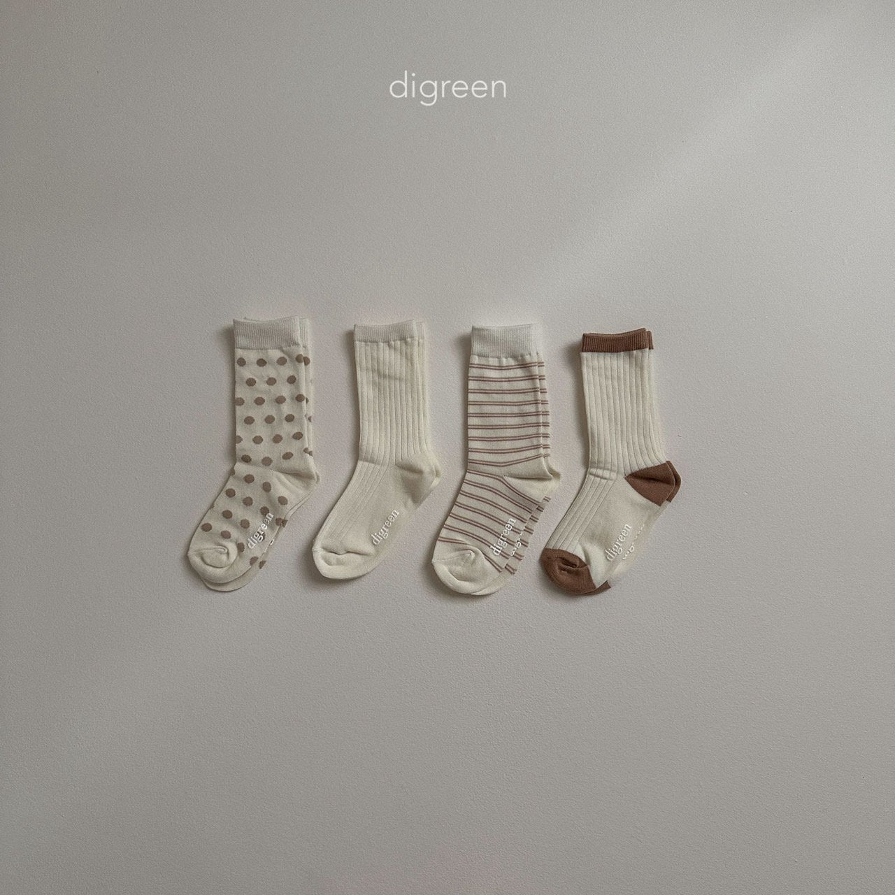 Together Cream Sock Set