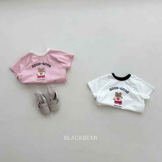[Black Bean] Heart Bear T-Shirts