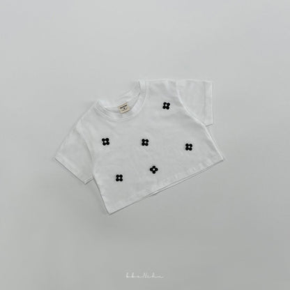 [Bbo N Chu] Pearl Floral T-Shirts