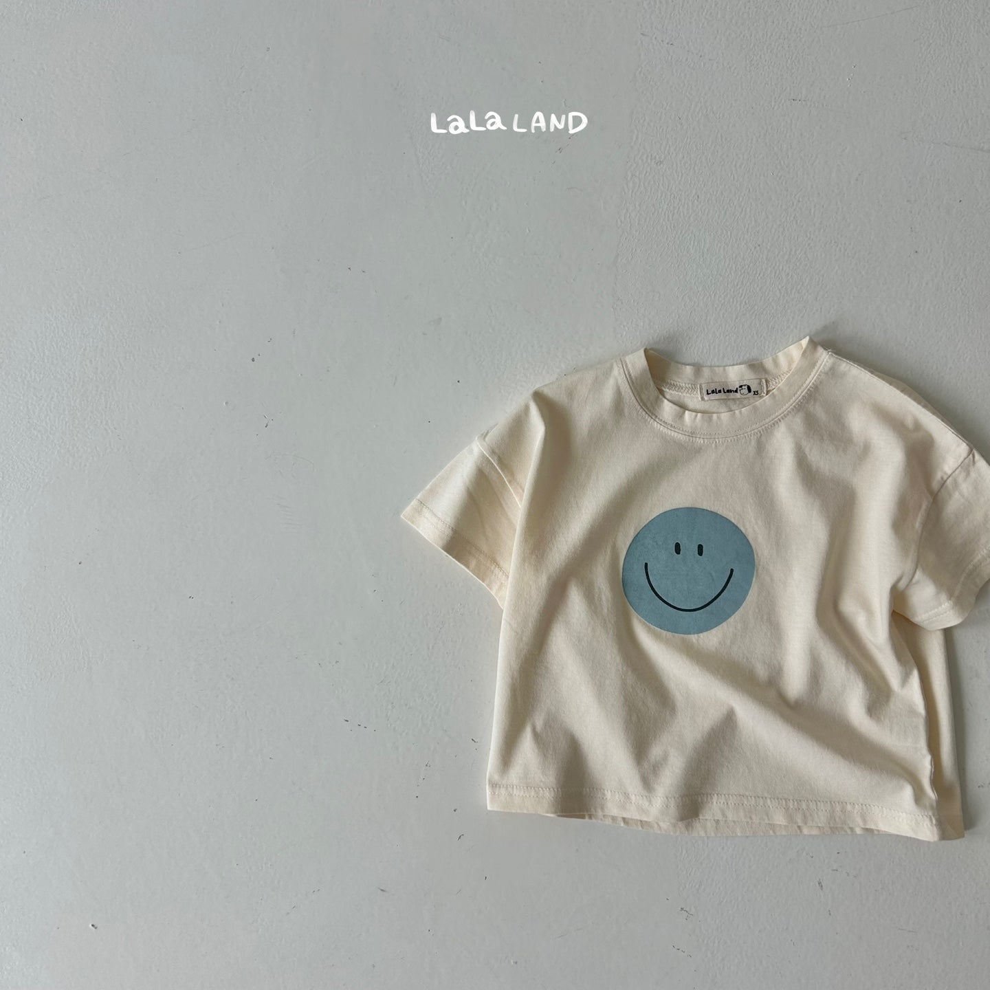 [Lala Land] Smile T-Shirts