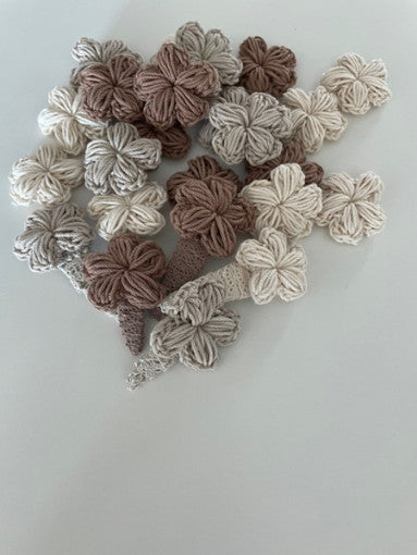 Knitted Floral Hair Pin