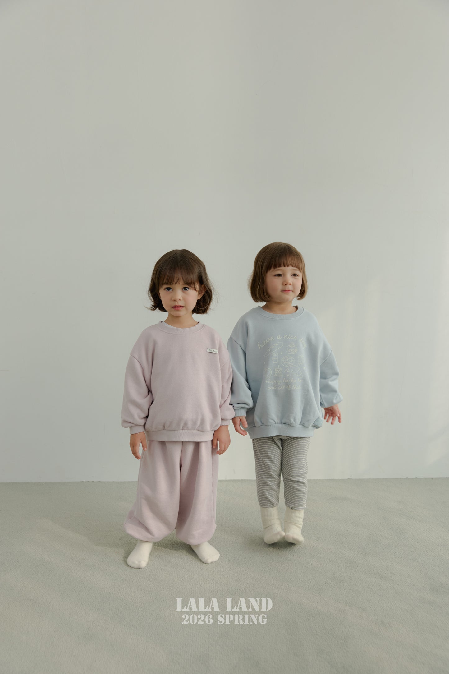 [PRE-ORDER] Bread Sweatshirts