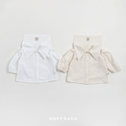 Airy Collar Blouse