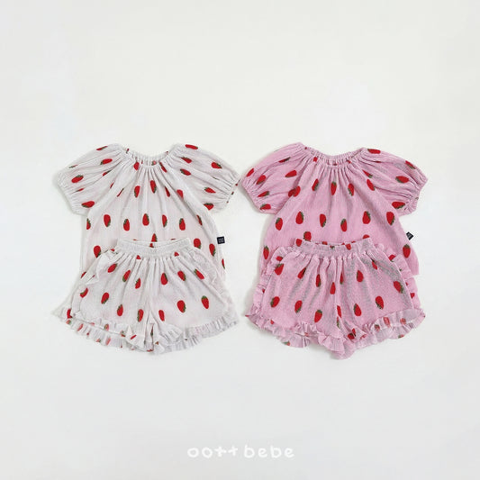 [PRE-ORDER] Sweet Berry Pleats Top Bottom Set