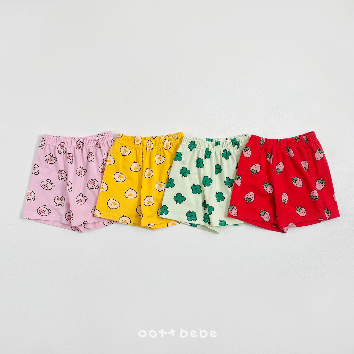[PRE-ORDER] Happy Friends Pants (Mom Couple)