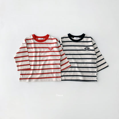 [PRE-ORDER] Cats Stripe T-Shirts
