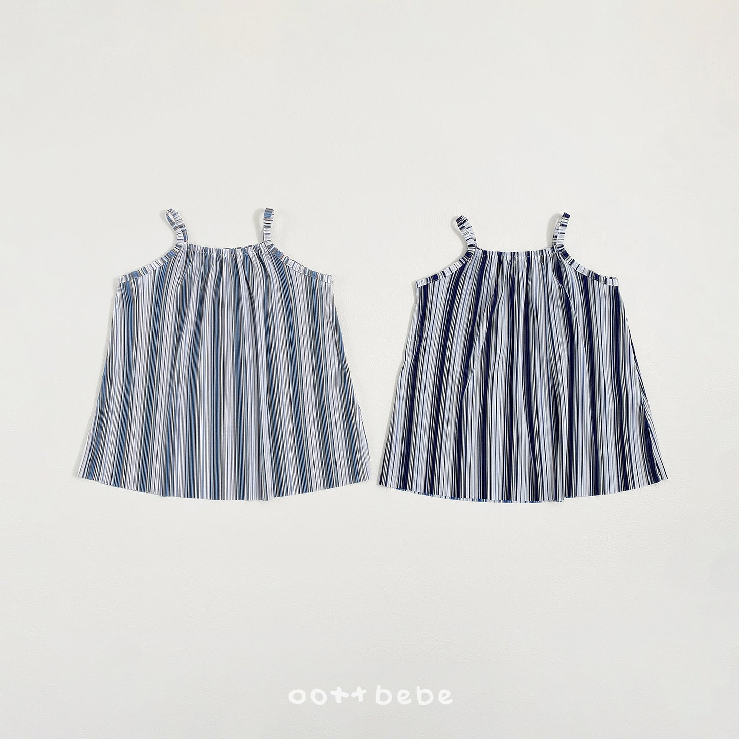[PRE-ORDER] Twinkle Pleats Dress (Mom Couple)