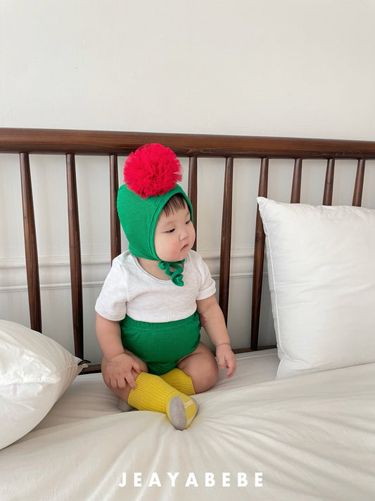 [PRE-ORDER] Baby Carnation Top+Bottom+Bonnet Set