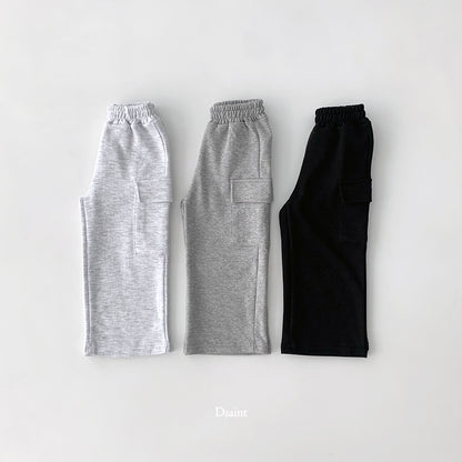 [PRE-ORDER] Wide Cargo Pants