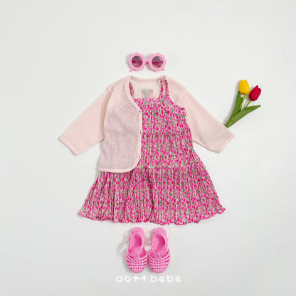 [PRE-ORDER] Daisy Pleats Dress