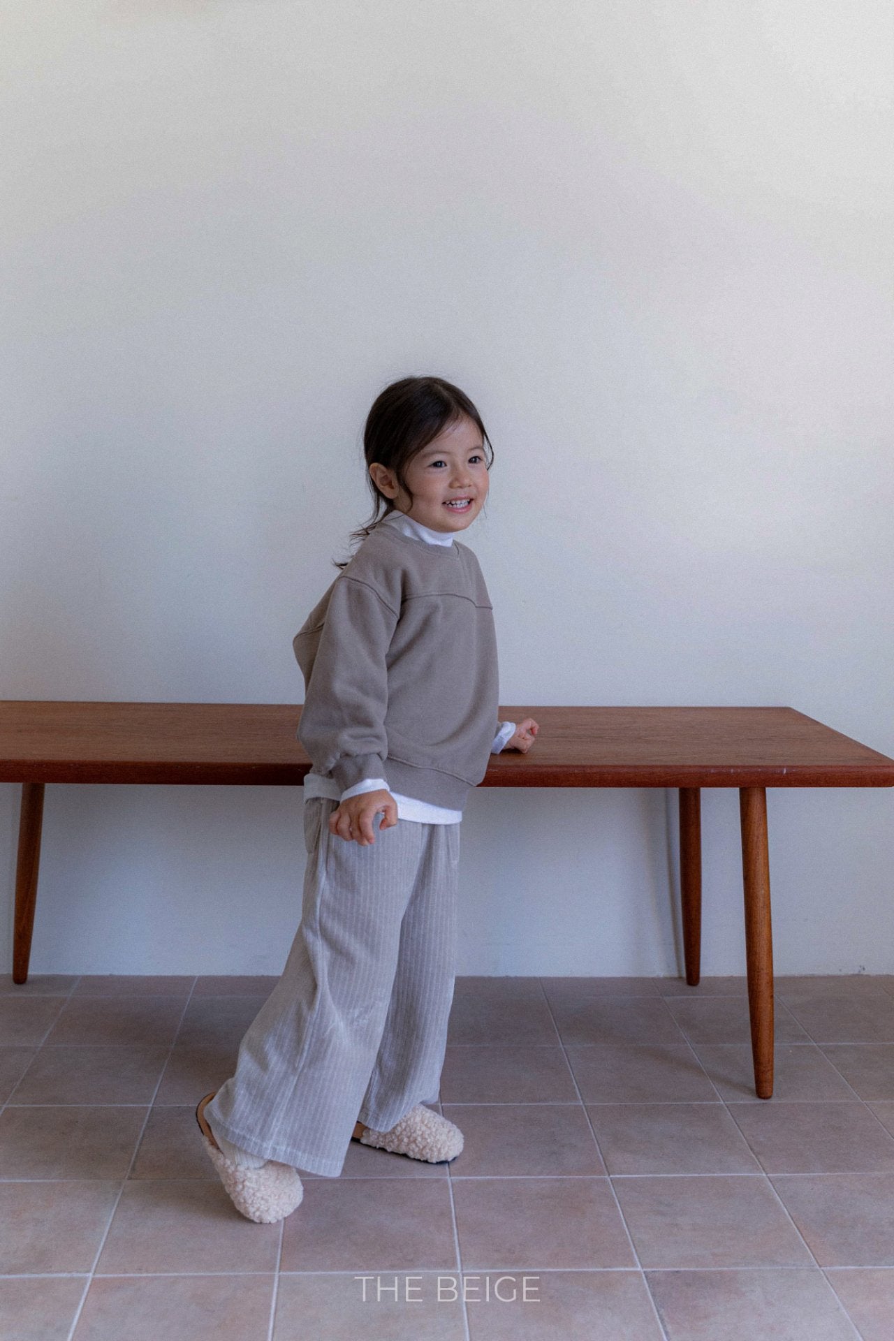 [PRE-ORDER] Line Sweatshirts