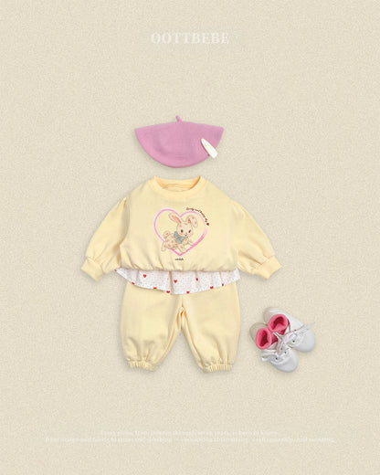 [PRE-ORDER] Cute Rabbit Top Bottom Set
