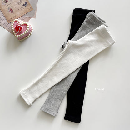 [PRE-ORDER] Chewy Leggings