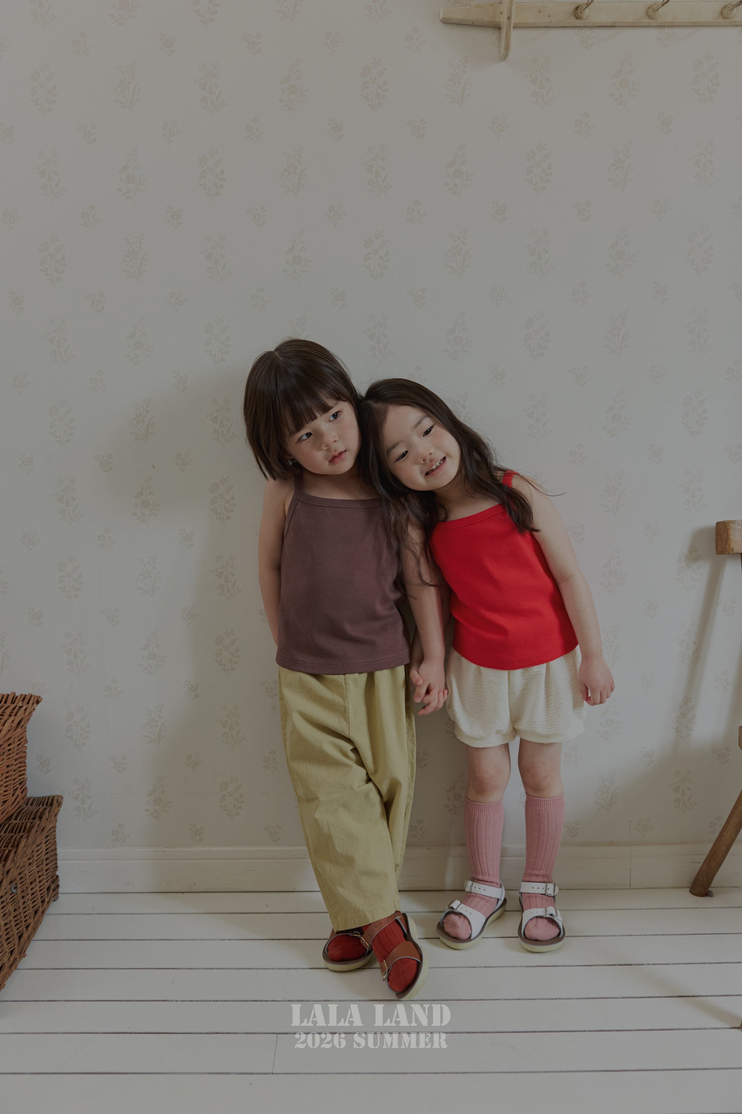 [PRE-ORDER] Round Shorts