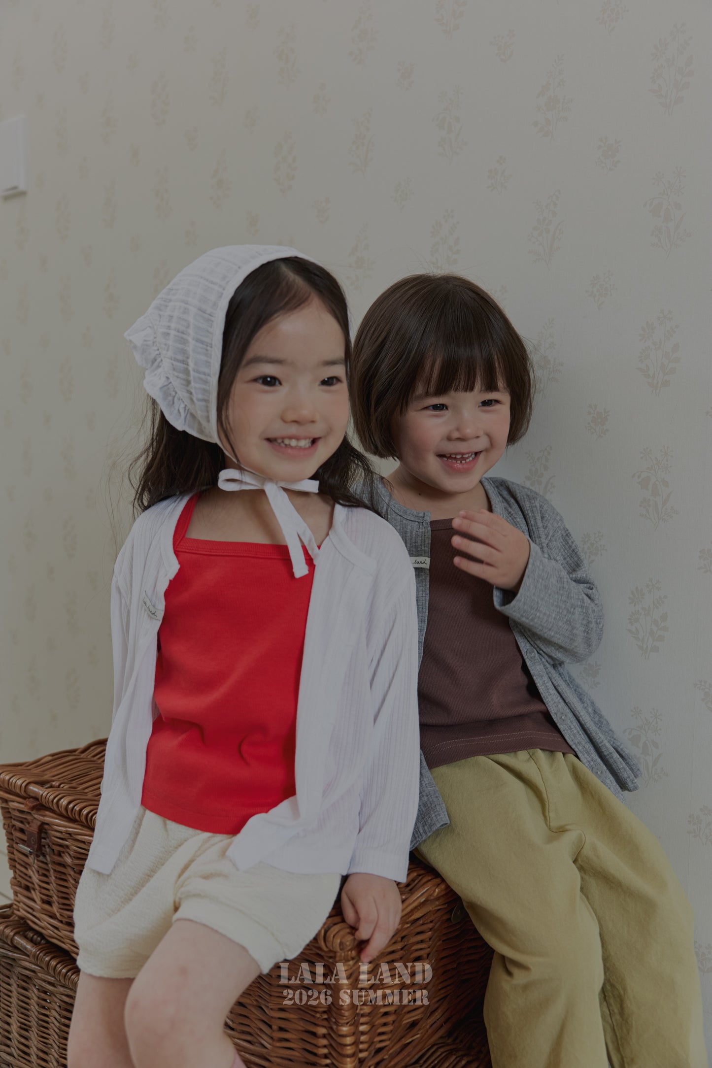 [PRE-ORDER] Lightly Ribbed Cardigan