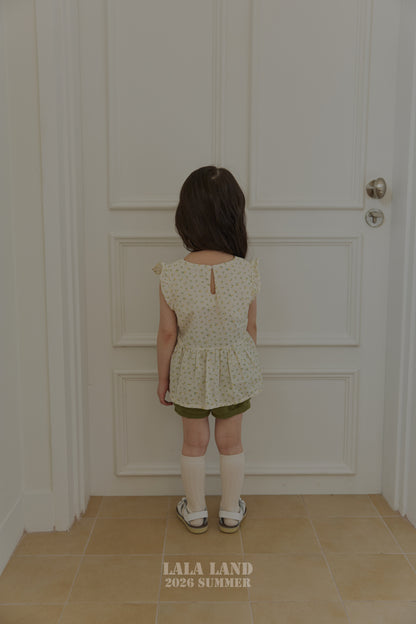 [PRE-ORDER] Milky Blouse