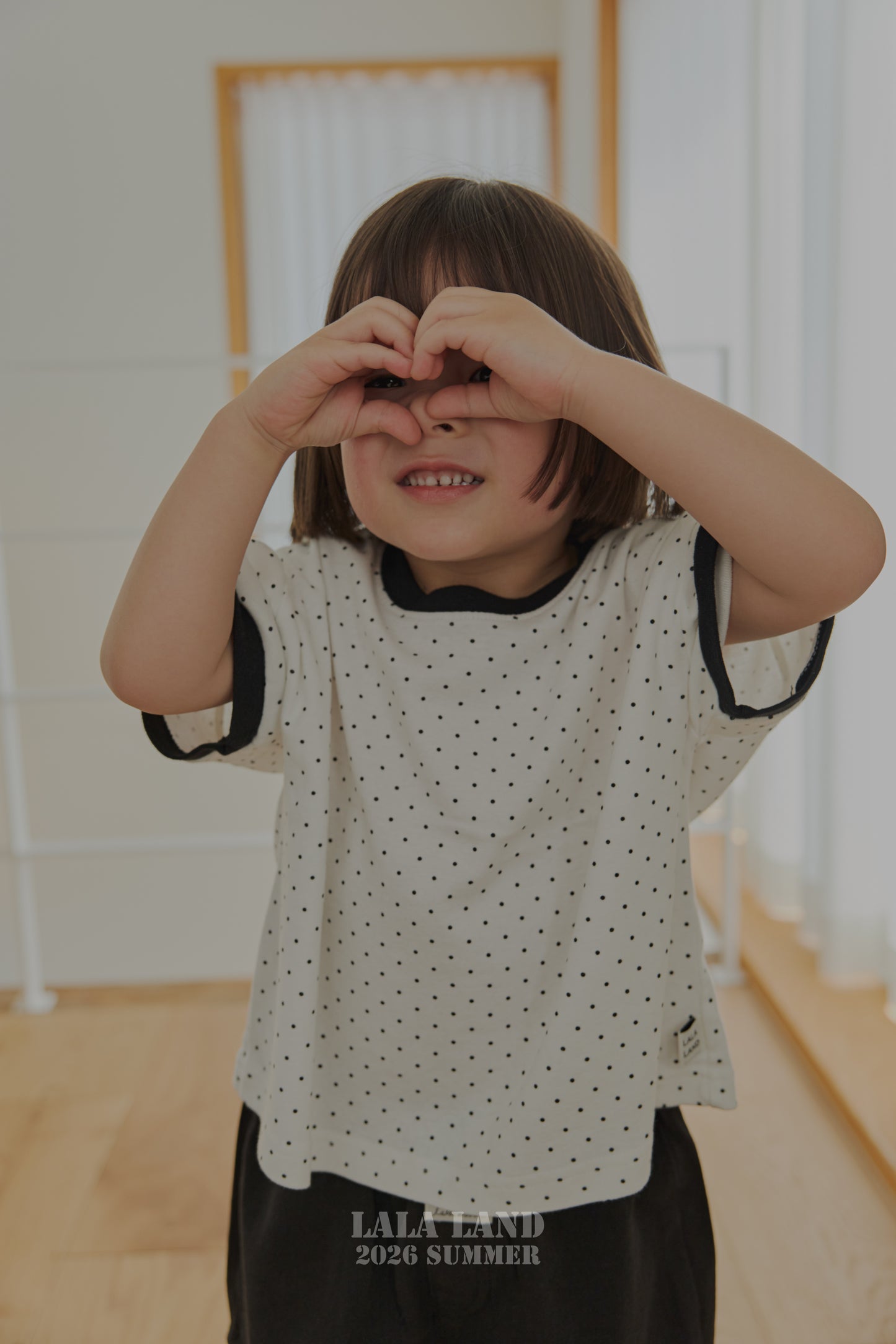[PRE-ORDER] Heart Dot T-Shirts