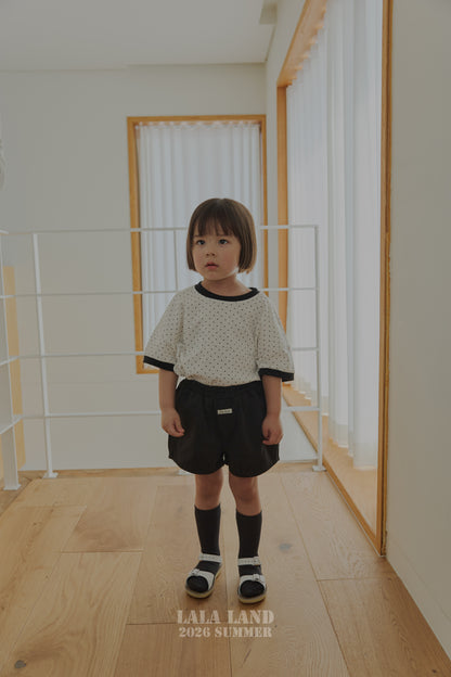 [PRE-ORDER] Heart Dot T-Shirts