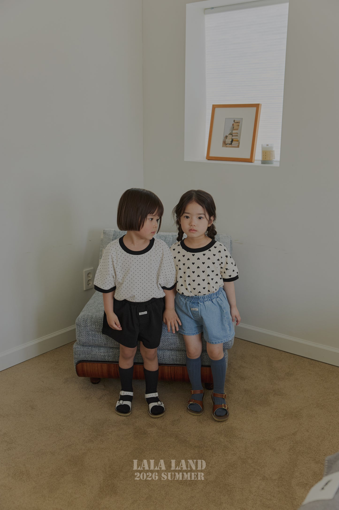 [PRE-ORDER] Heart Dot T-Shirts