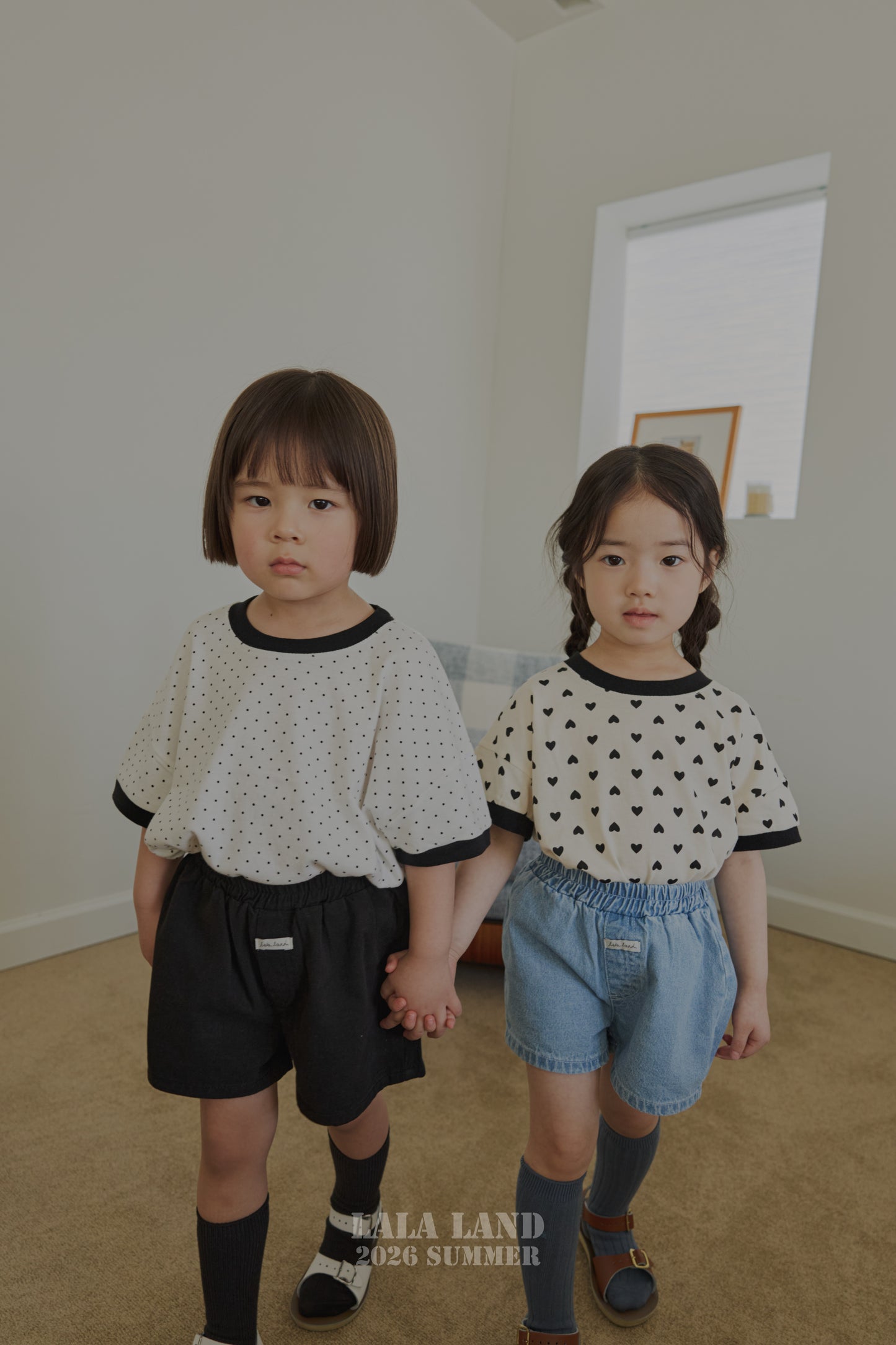 [PRE-ORDER] Heart Dot T-Shirts