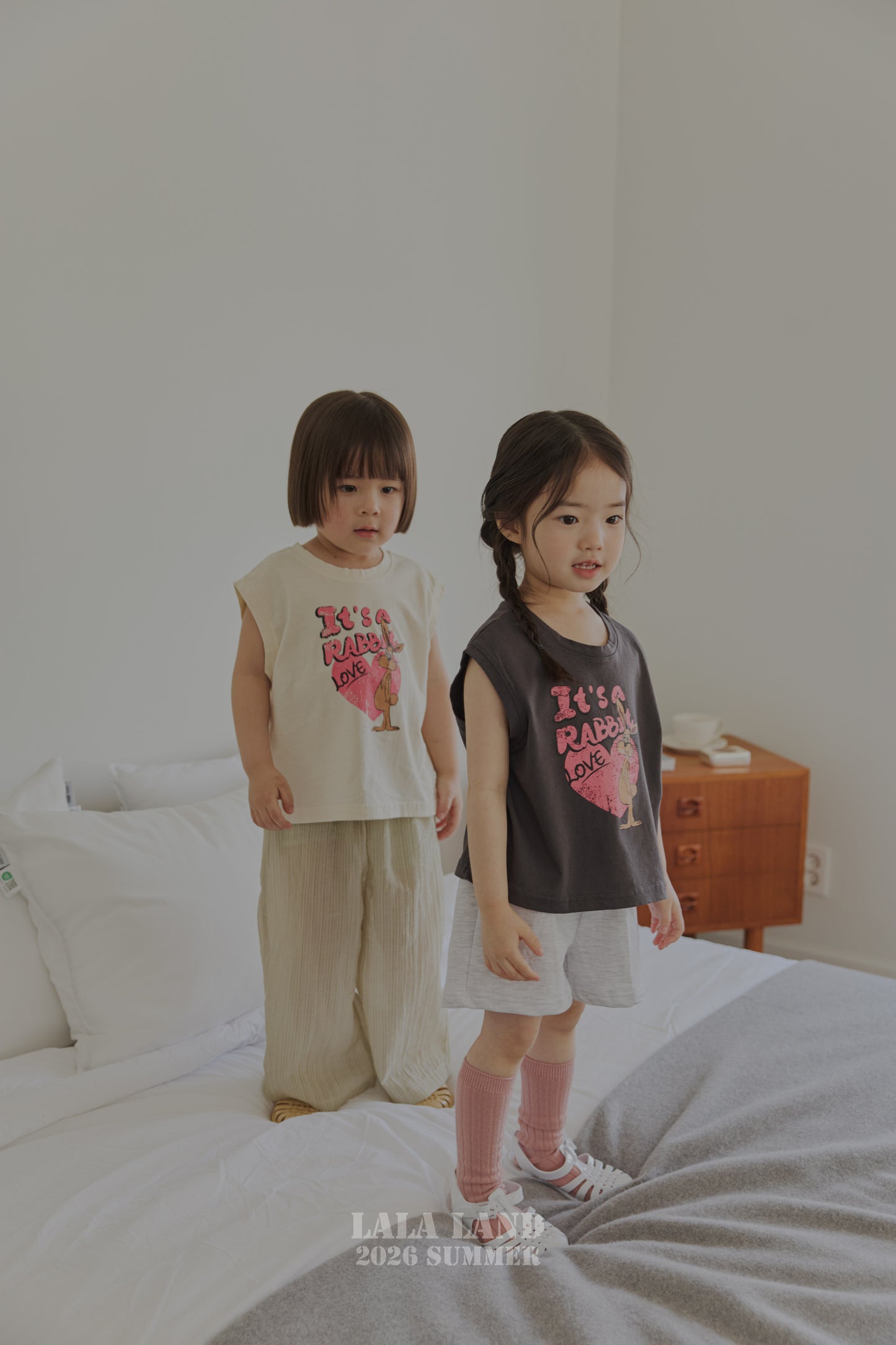 [PRE-ORDER] Crop Light Pants