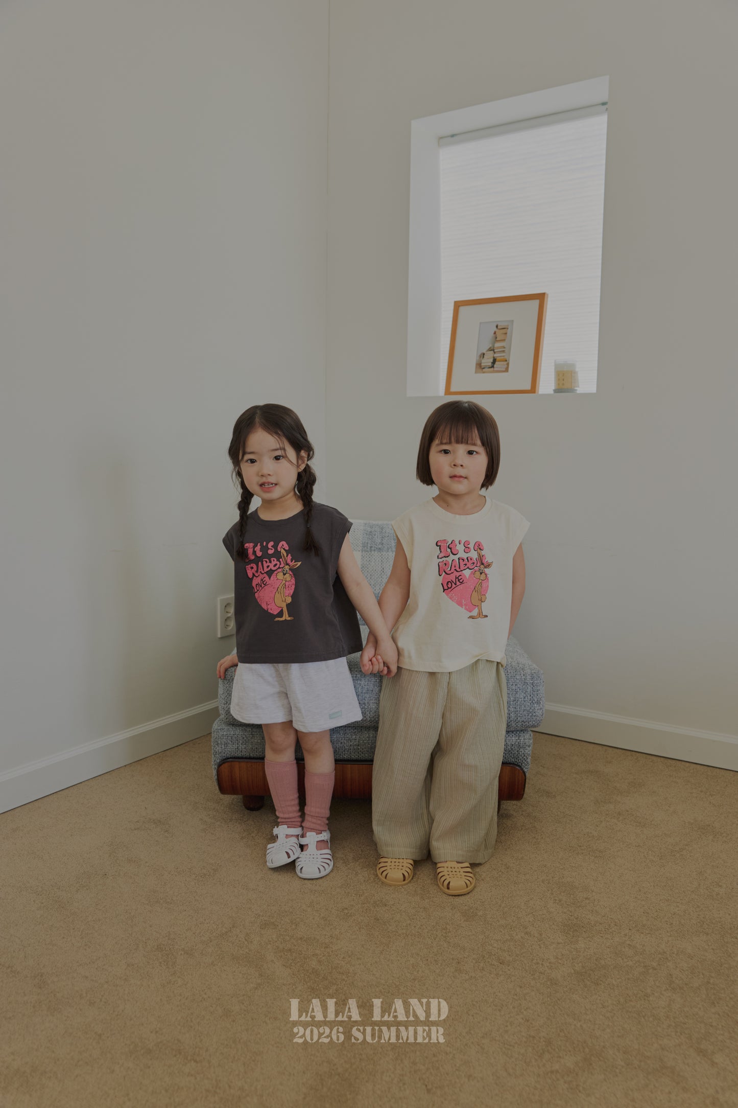 [PRE-ORDER] Love Rabbit Sleeveless T-Shirts