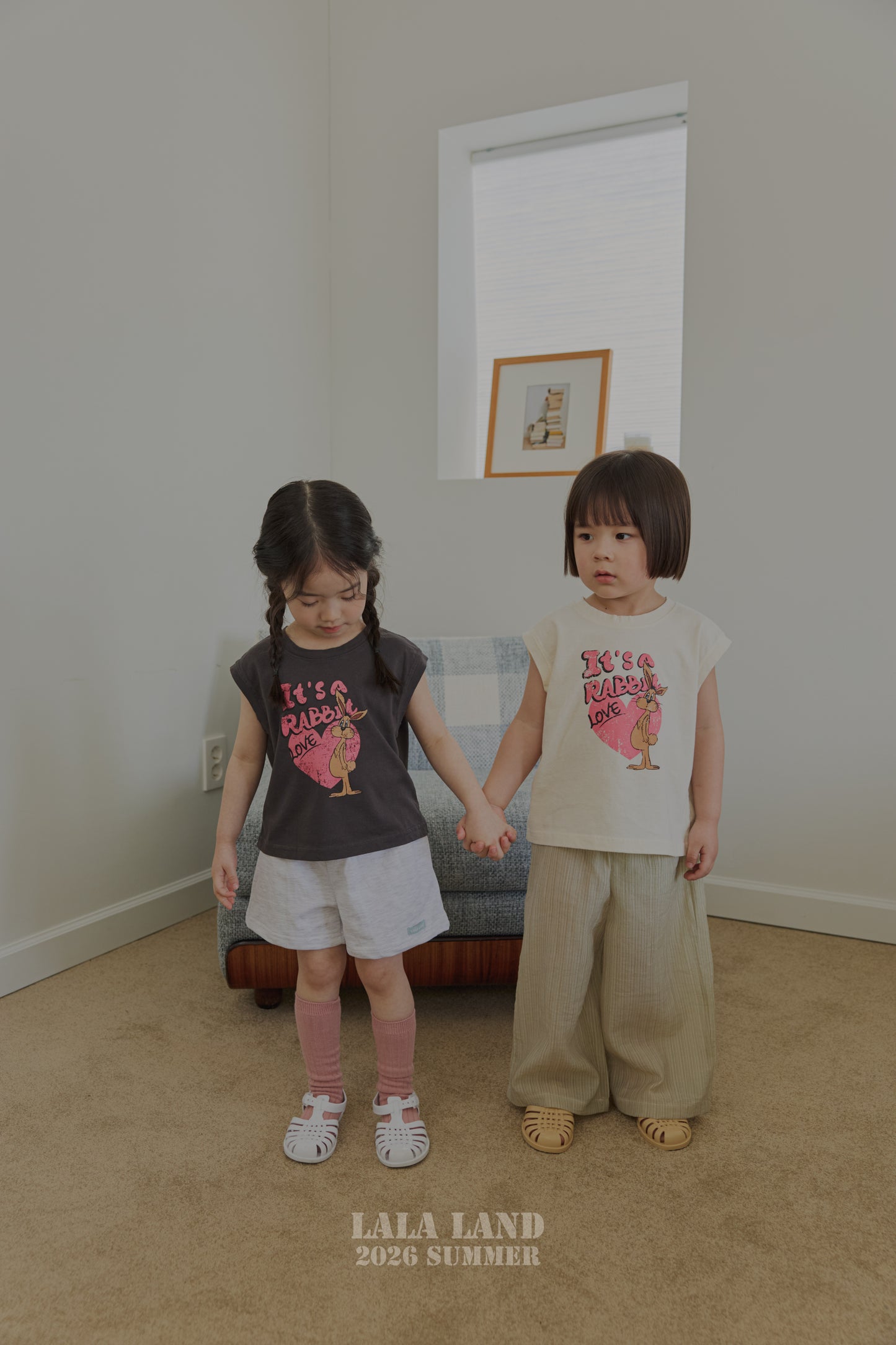 [PRE-ORDER] Love Rabbit Sleeveless T-Shirts
