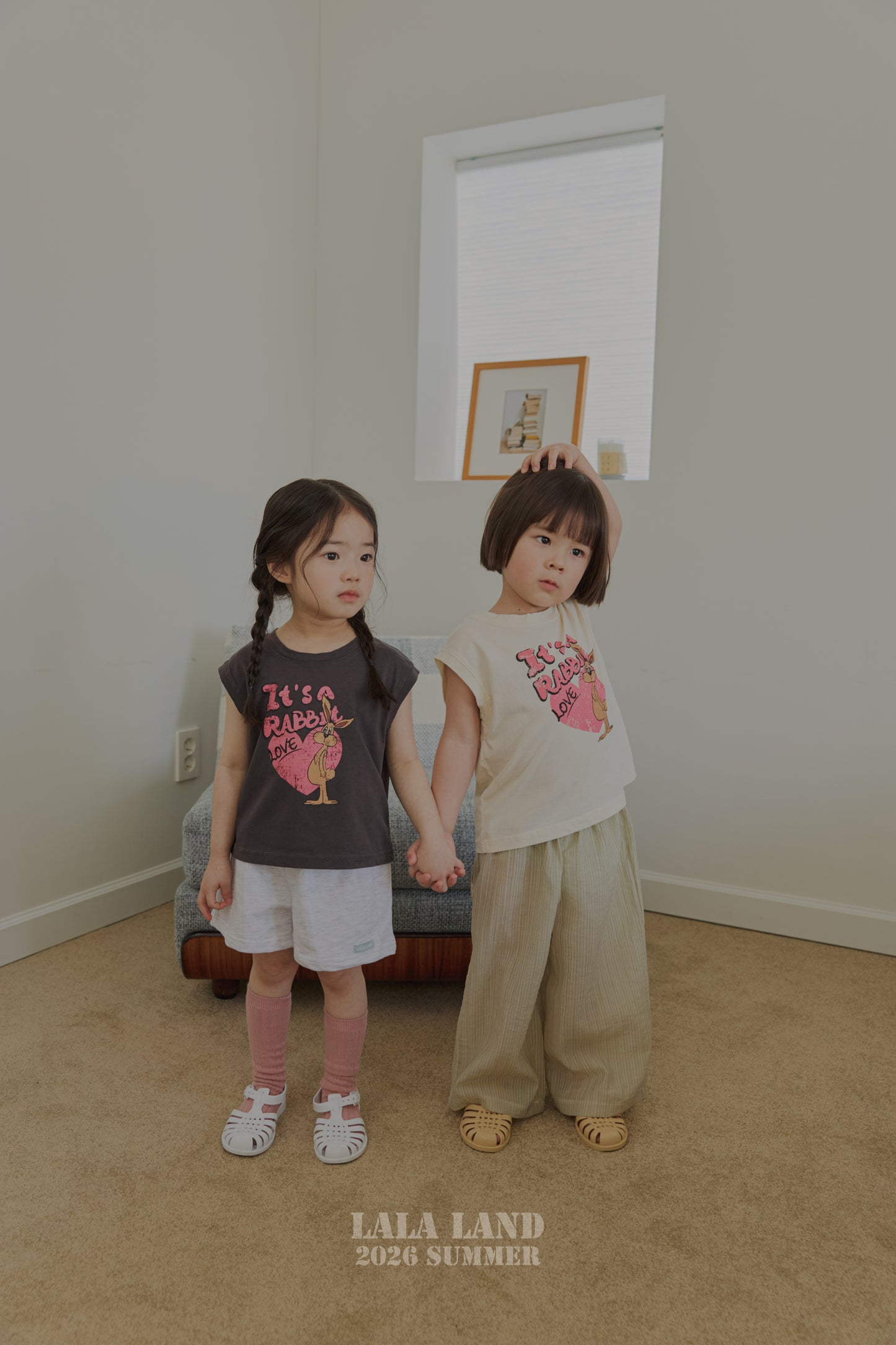 [PRE-ORDER] Love Rabbit Sleeveless T-Shirts