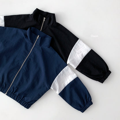 [PRE-ORDER] Split Windbraker