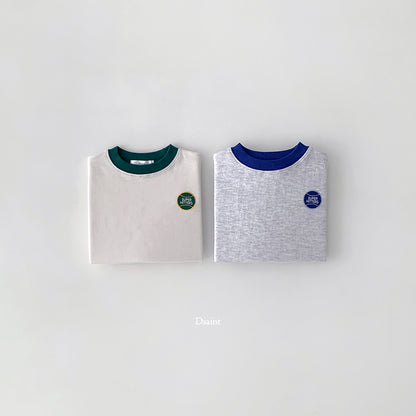 [PRE-ORDER] Super Hit Sweatshirts
