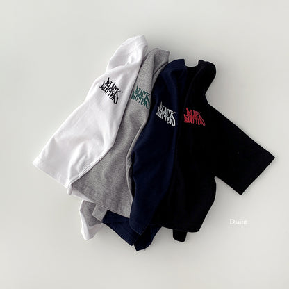 [PRE-ORDER] Black Button T-Shirts