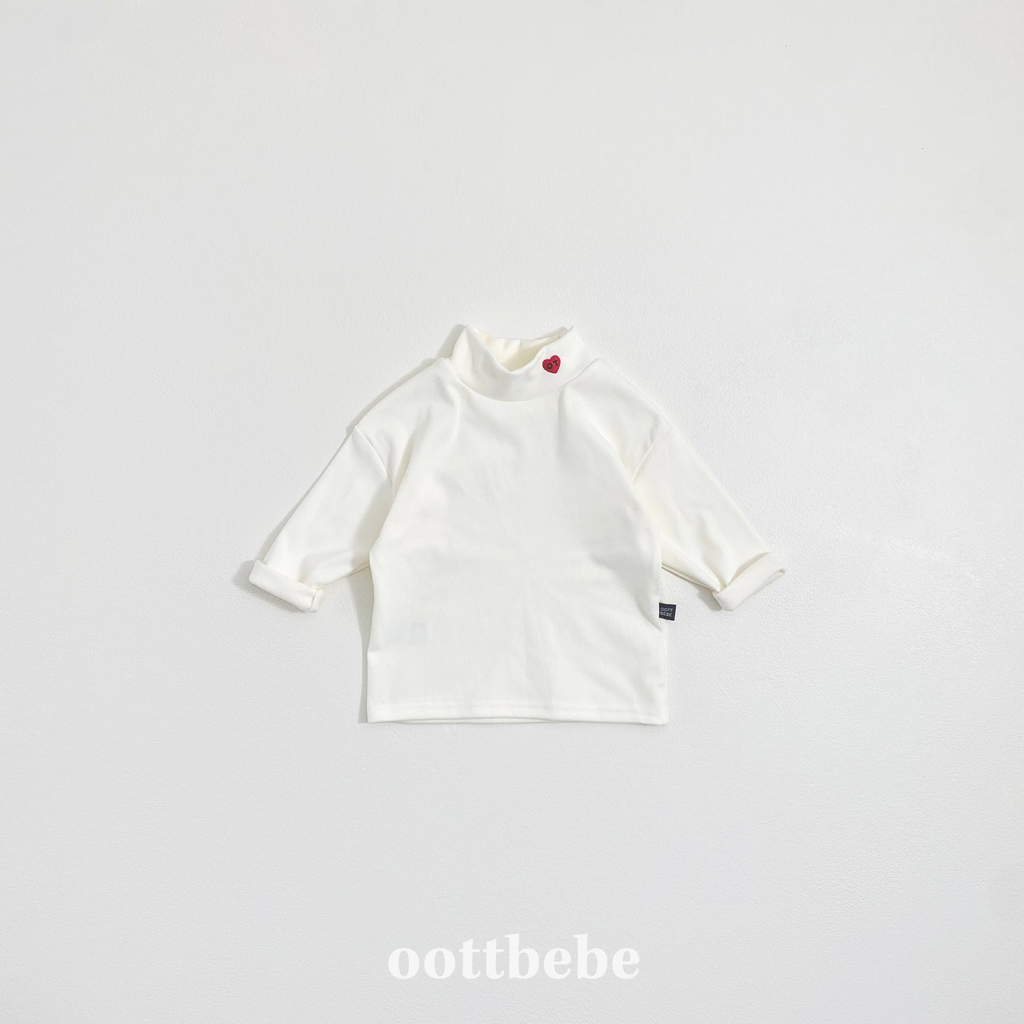 [PRE-ORDER] OT Heart Turtleneck T-Shirts