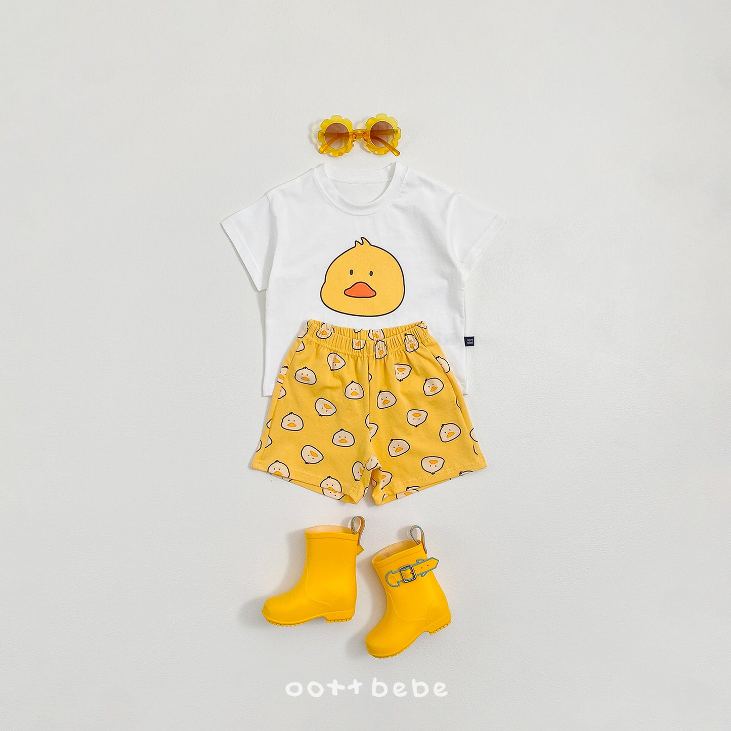 [PRE-ORDER] Happy Friends T-Shirts (Mom&Dad Couple)