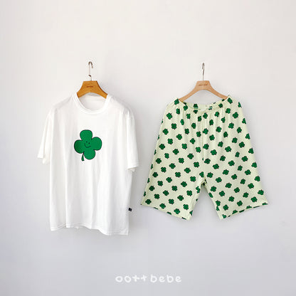 [PRE-ORDER] Happy Friends T-Shirts (Mom&Dad Couple)