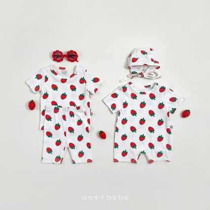 [PRE-ORDER] Strawberry Body Suit + Bonnet Set