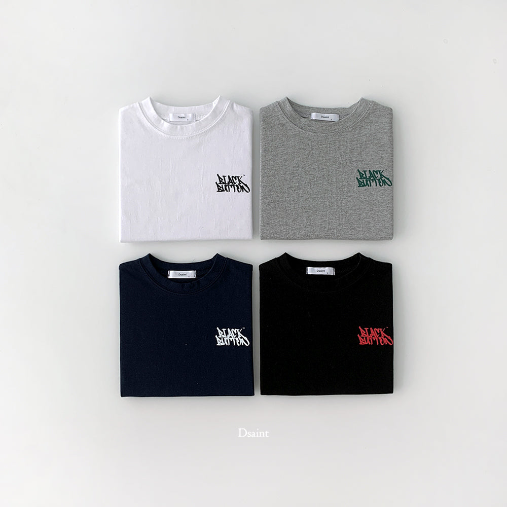 [PRE-ORDER] Black Button T-Shirts