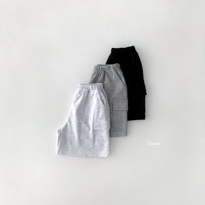[PRE-ORDER] Half Cargo Pants