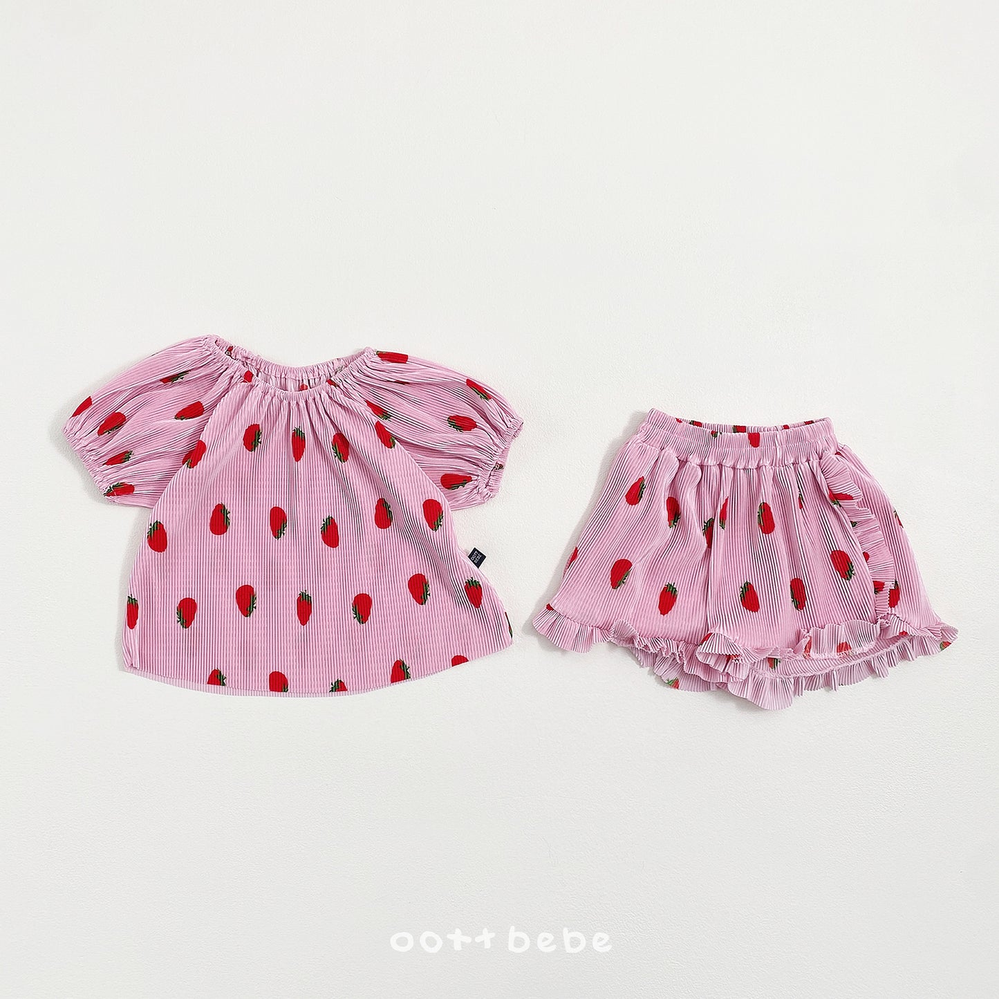 [PRE-ORDER] Sweet Berry Pleats Top Bottom Set