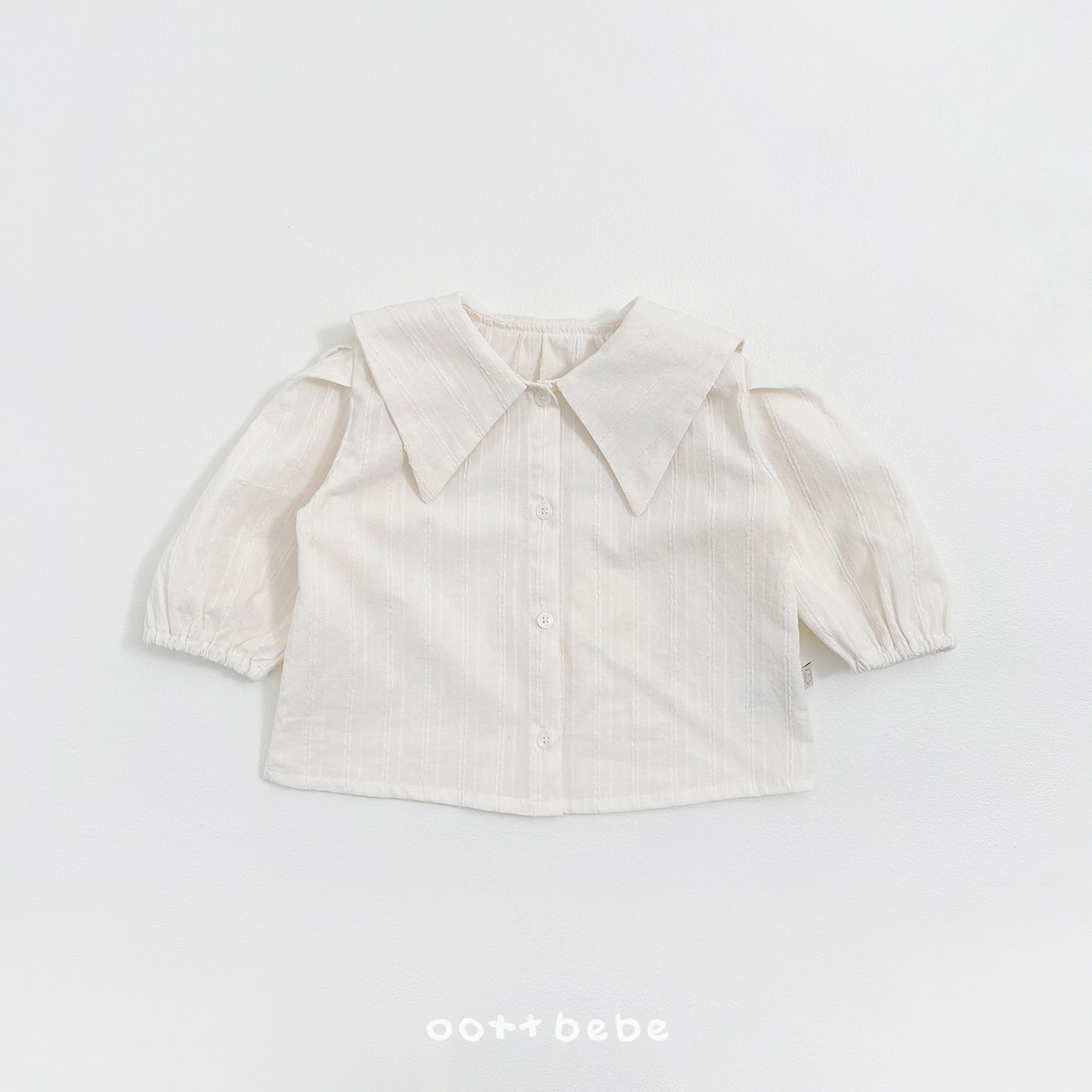 Airy Collar Blouse