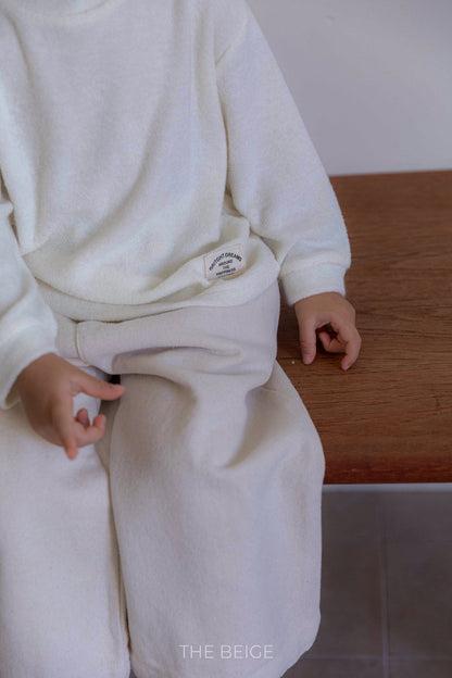 [PRE-ORDER] Winter Turtleneck T-Shirts