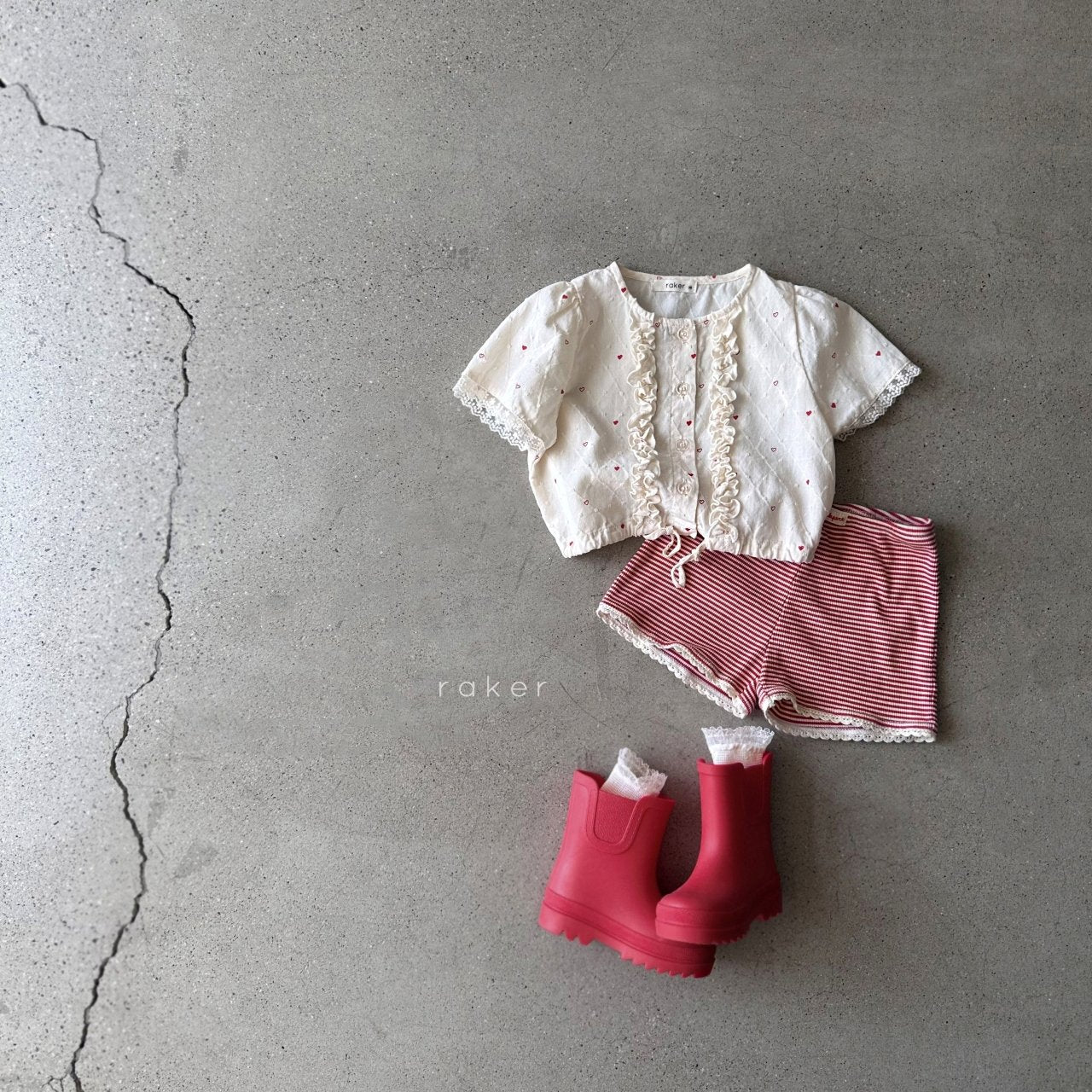 [PRE-ORDER] Ruffle Blouse