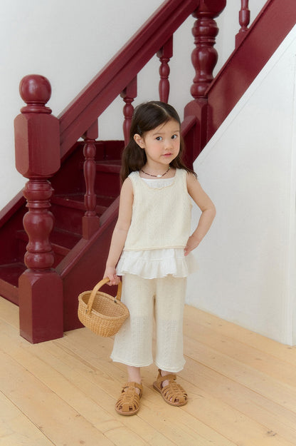 [PRE-ORDER] Bella Frill Top