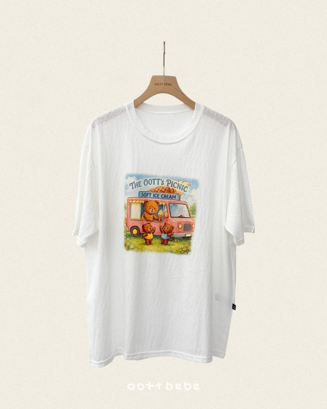 [PRE-ORDER] Oott Picnic T-Shirts (Mom & Dad Couple)