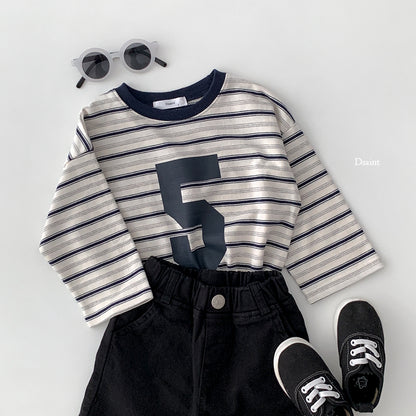 [PRE-ORDER] Number 5 T-Shirts