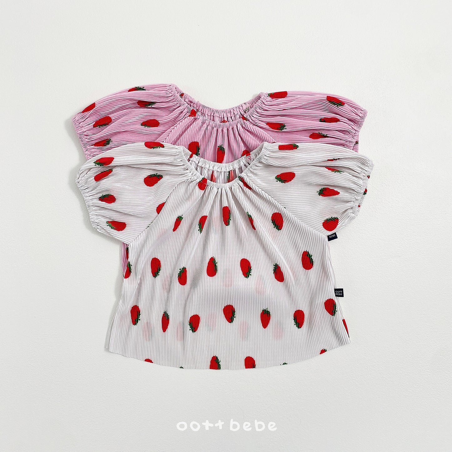[PRE-ORDER] Sweet Berry Pleats Top Bottom Set