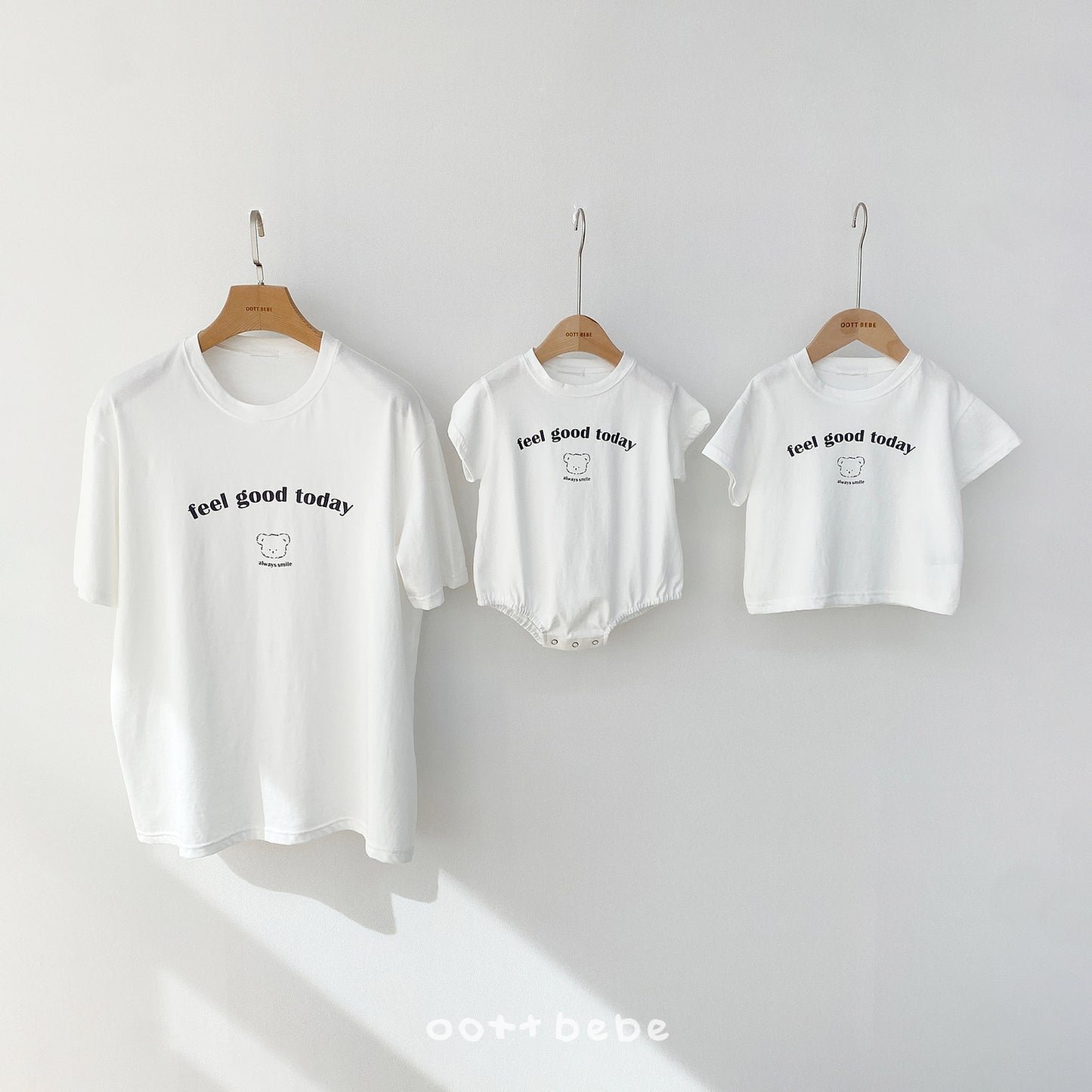 [PRE-ORDER] Good Day T-Shirts (Mom&Dad Couple)