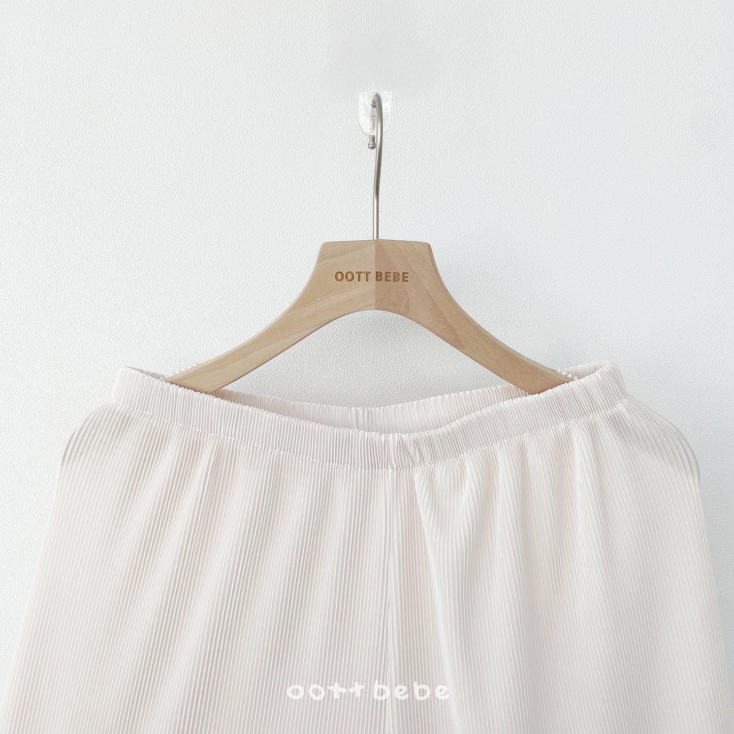 [PRE-ORDER] Barbie Pleats Top Bottom Set (Mom Couple)